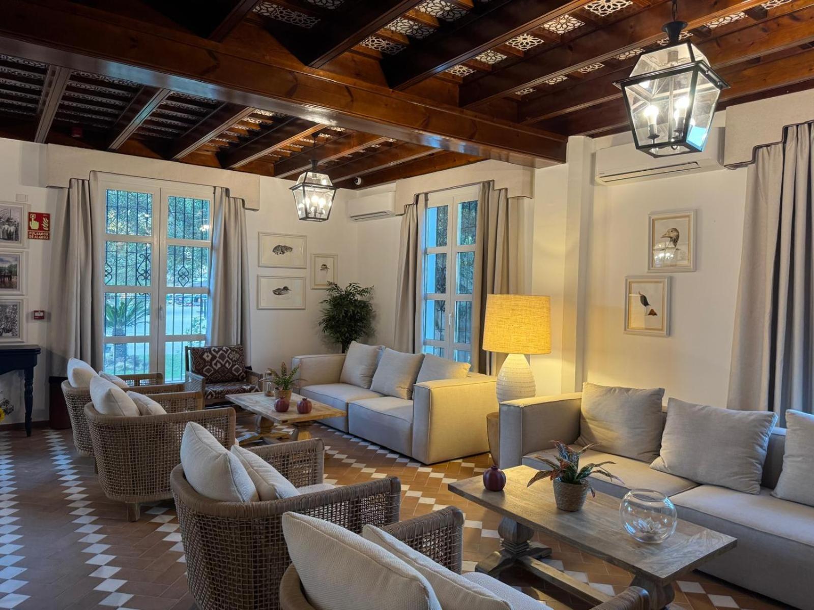 Hotel Toruno Del Rocio